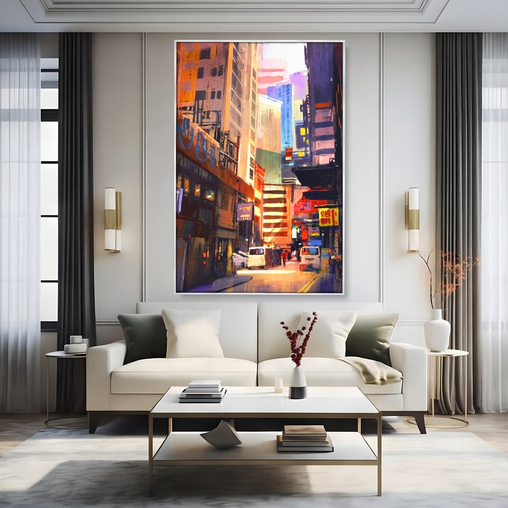 Tablou canvas cu pictura digitala cu strazi inguste, in rama de aluminiu argintiu, pe perete intr-un living